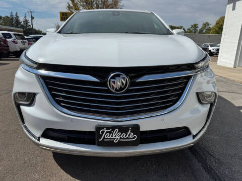 2022 Buick Enclave Essence