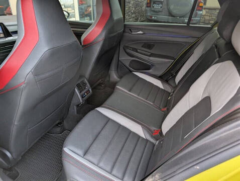 2022 Volkswagen Golf GTI Autobahn