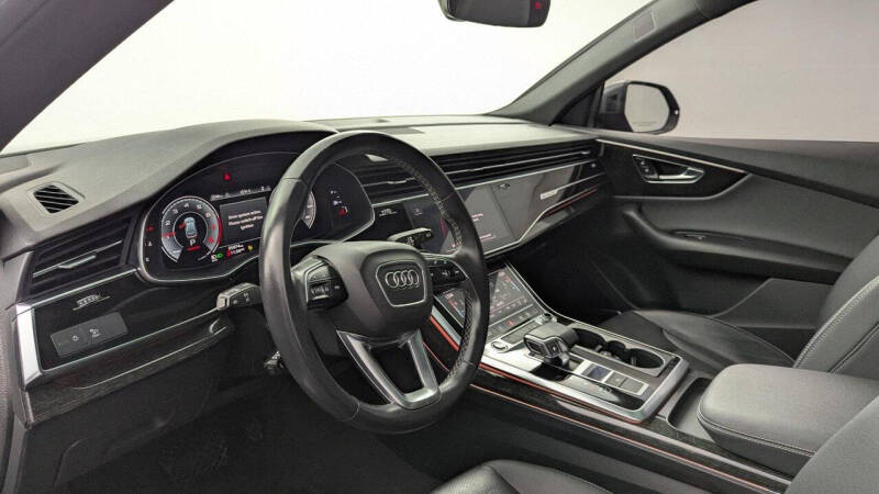 2022 Audi Q8 quattro Premium Plus 55 TFSI