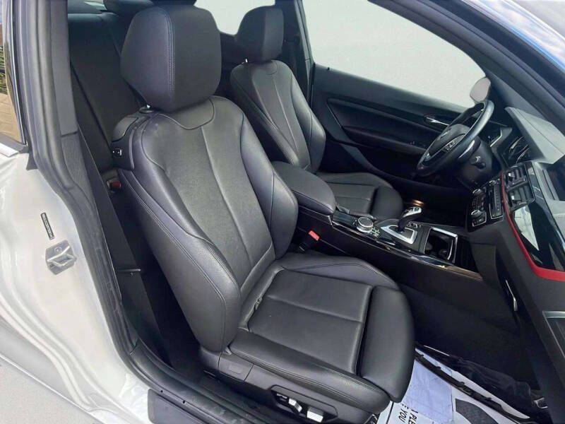 2019 BMW 2 Series 230i