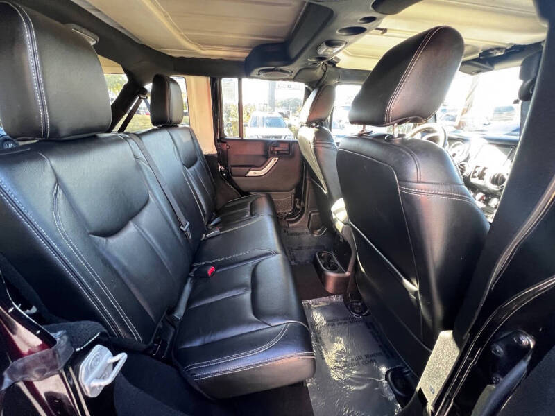 2013 Jeep Wrangler Unlimited Sahara