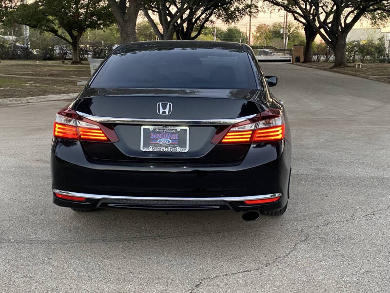 2017 Honda Accord LX