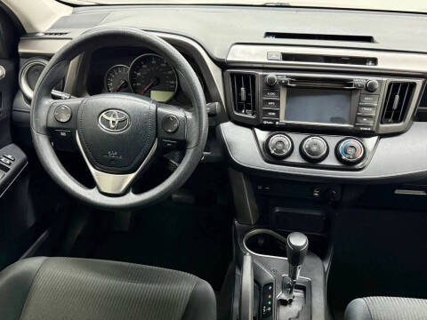 2016 Toyota RAV4 LE