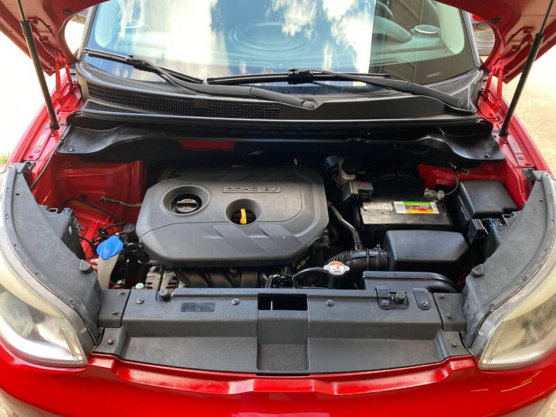 2015 Kia Soul +