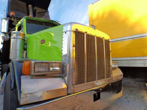 2004 Peterbilt 357