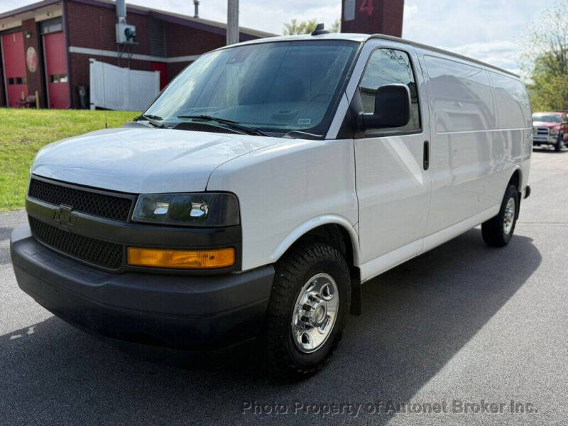 2020 Chevrolet Express 3500