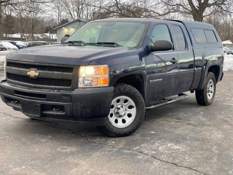 2011 Chevrolet Silverado 1500 for sale at Car Castle in Zion IL