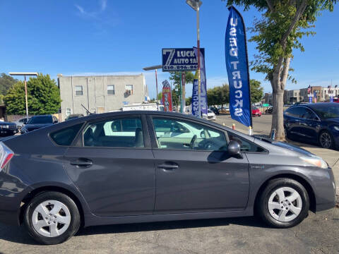 2010 Toyota Prius III