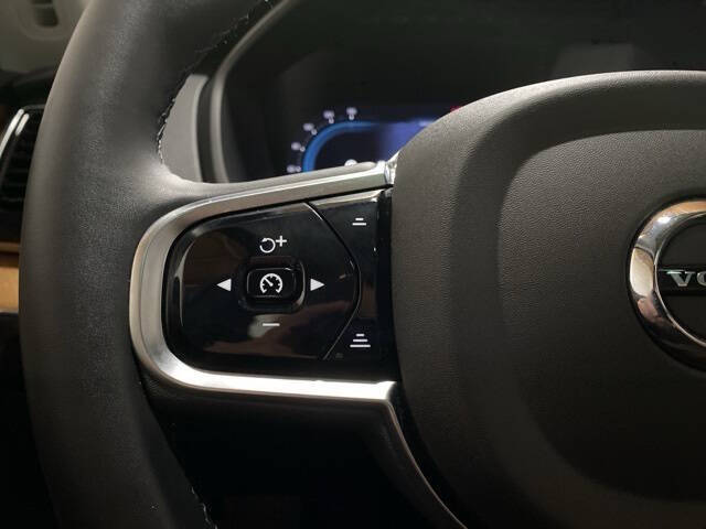 2025 Volvo XC90 B6 Plus Bright Theme 7P