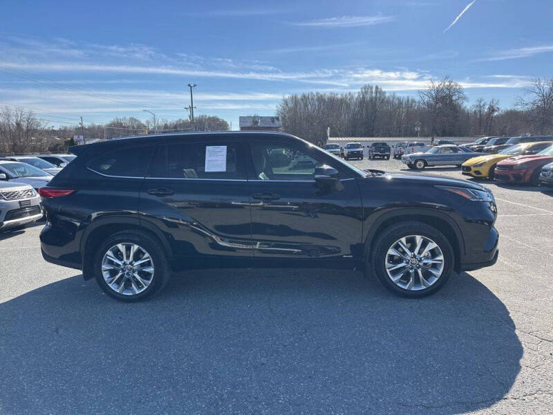 2023 Toyota Highlander Hybrid Limited
