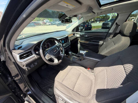 2017 GMC Acadia SLE-2