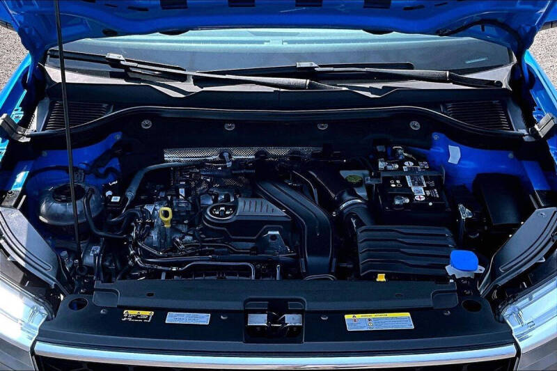 2023 Volkswagen Taos SE 4Motion