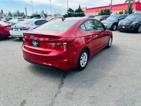 2017 Hyundai Elantra