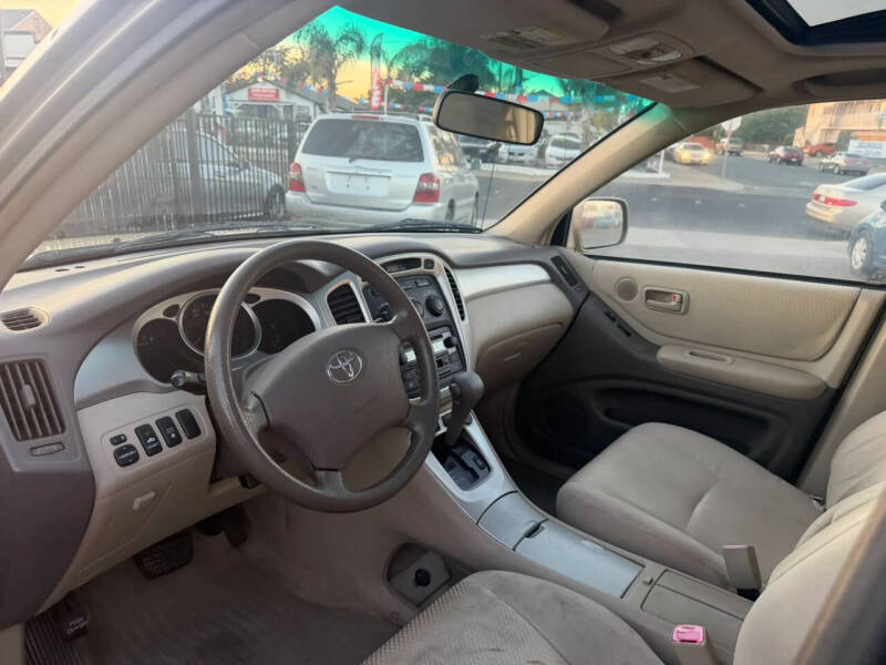 2004 Toyota Highlander