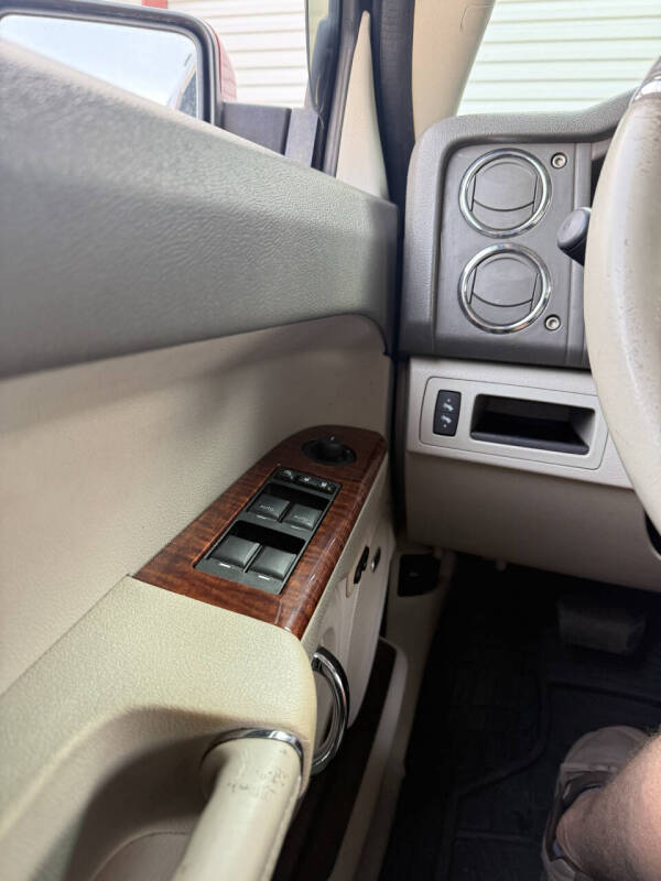 2010 Jeep Commander Limited