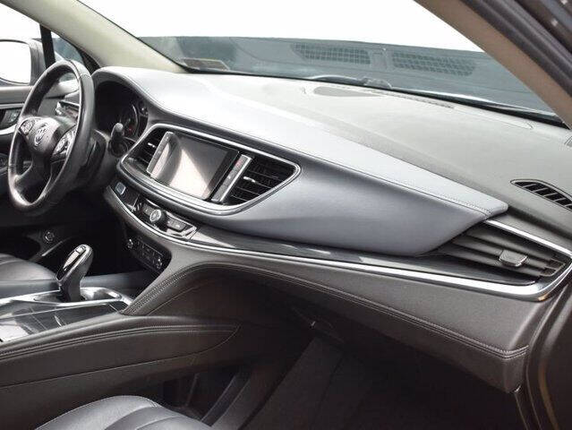 2018 Buick Enclave Essence