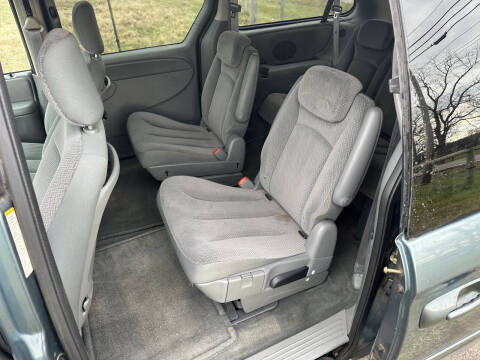 2005 Dodge Grand Caravan SXT