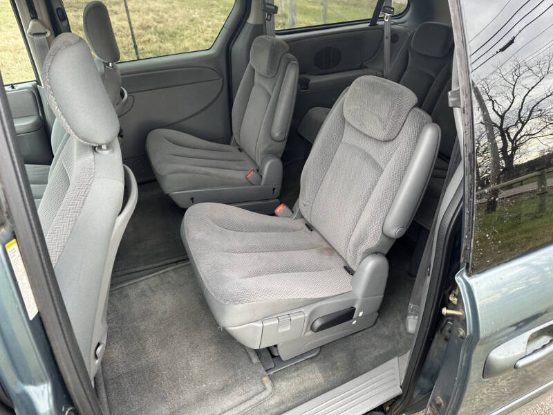 2005 Dodge Grand Caravan SXT