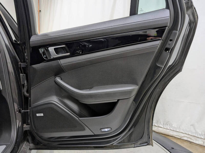 2020 Porsche Panamera