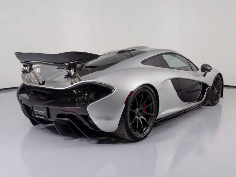 2014 McLaren P1