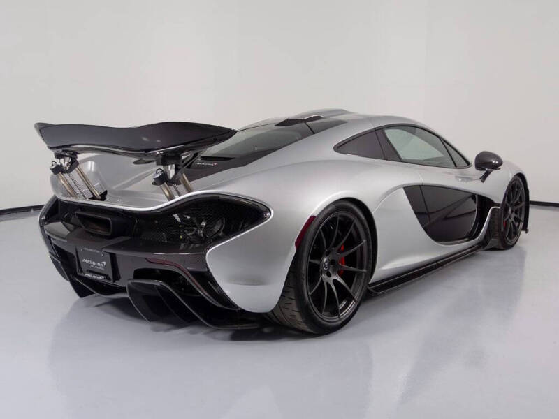 2014 McLaren P1