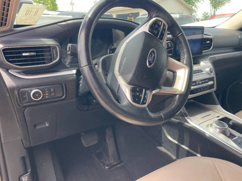 2022 Ford Explorer XLT