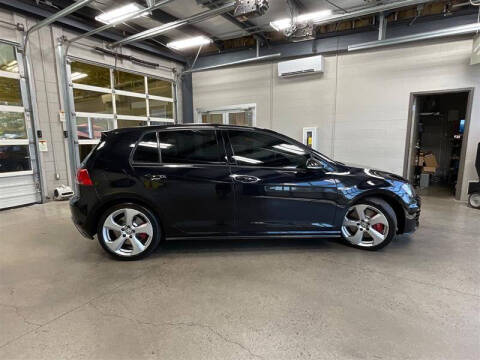 2017 Volkswagen Golf GTI SE