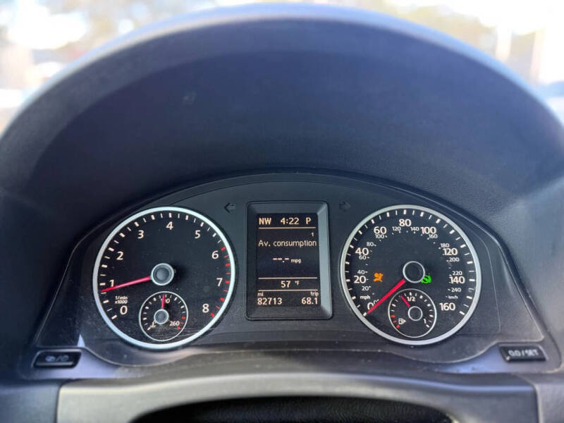 2017 Volkswagen Tiguan 2.0T Wolfsburg Edition