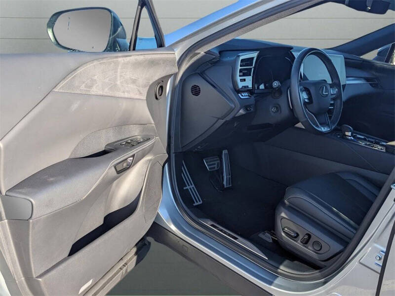 2023 Lexus RX 350 F SPORT Handling