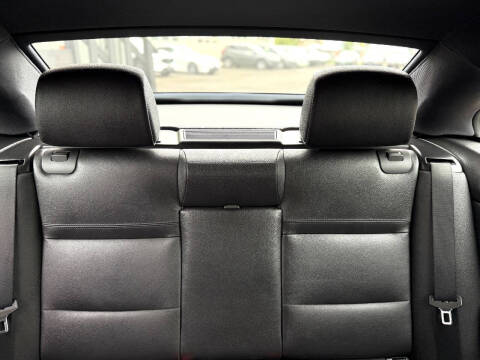 2011 BMW 3 Series 335i