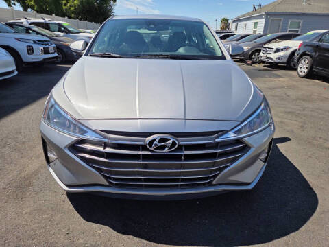 2020 Hyundai Elantra