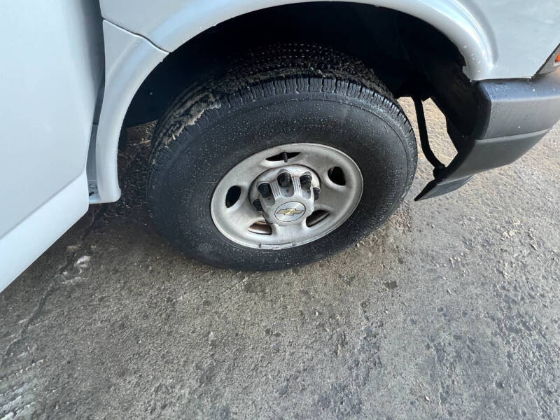 2020 Chevrolet Express LS 2500