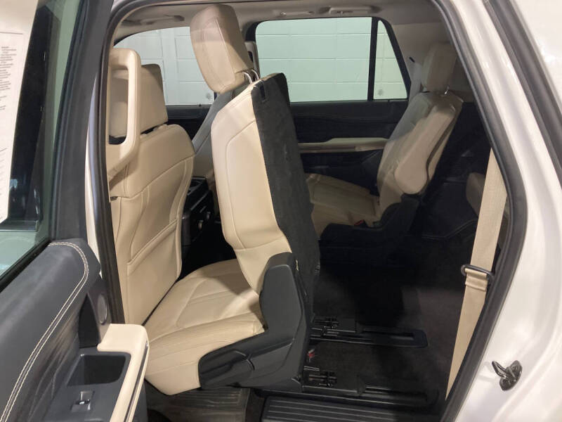2023 Ford Expedition MAX Platinum