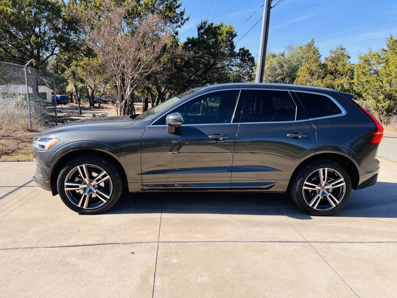 Used Car 2020 Volvo Xc60  T5 Momentum 4dr Suv For Sale Under $20,000 In Austin, Texas