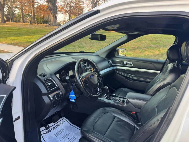 2017 Ford Explorer XLT