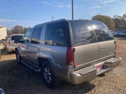 2000 Cadillac Escalade