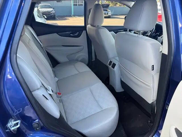 2021 Nissan Rogue Sport SV