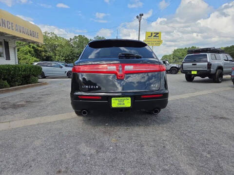 2016 Lincoln MKT EcoBoost