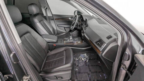 2019 Audi Q5 quattro Premium 45 TFSI