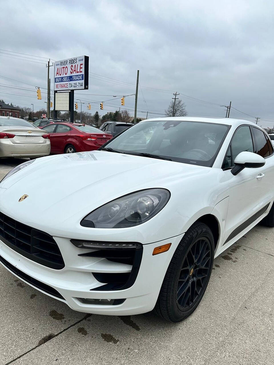 2017 Porsche Macan for sale at River Rides Auto Sale in Riverview, MI