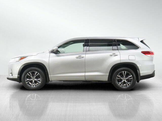 2017 Toyota Highlander LE
