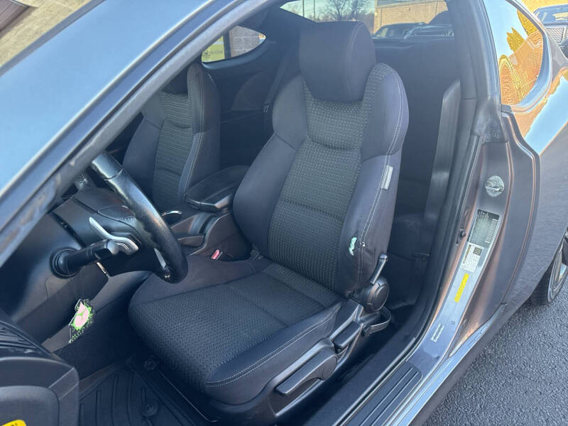 2010 Hyundai Genesis Coupe 2.0T Premium