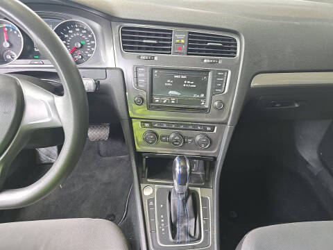 2016 Volkswagen e-Golf SE