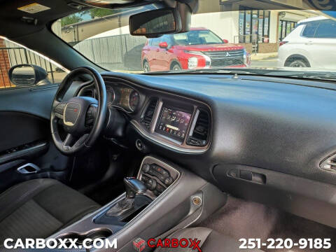 2019 Dodge Challenger SXT