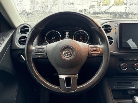 2018 Volkswagen Tiguan Limited 2.0T 4Motion