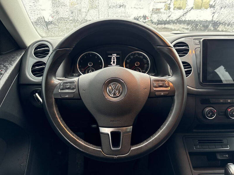 2018 Volkswagen Tiguan Limited 2.0T 4Motion