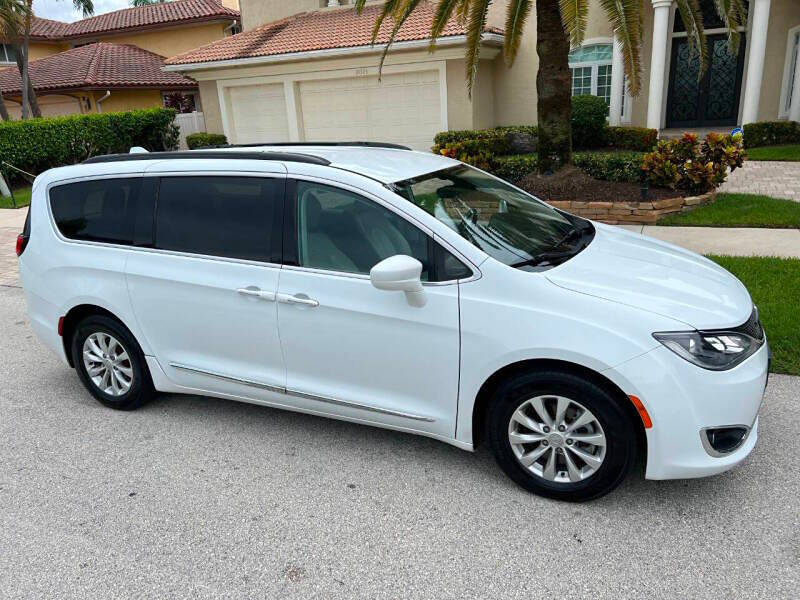 2017 Chrysler Pacifica for sale at B2 AUTO SALES in Pompano Beach, FL