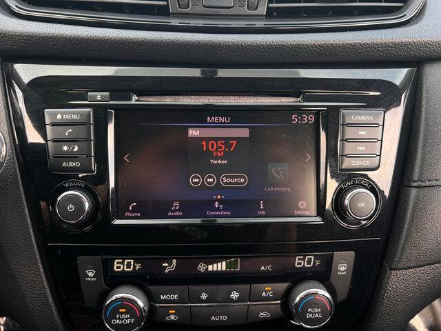 2018 Nissan Rogue SV