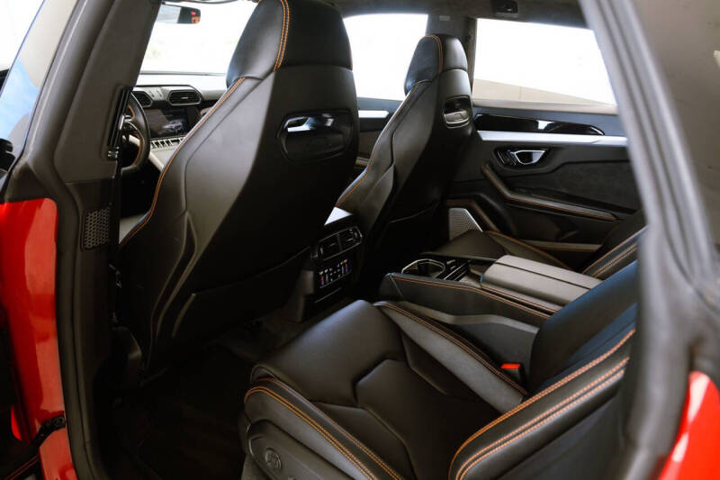 2019 Lamborghini Urus