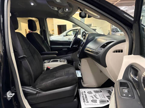 2012 Chrysler Town and Country Touring